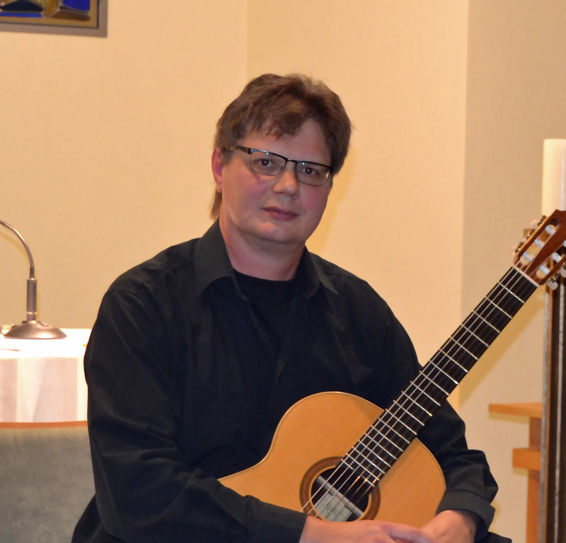 Gitarrenmusik in sozialen Einrichtungen - André Cezanne (Foto: Marcus Rohde)