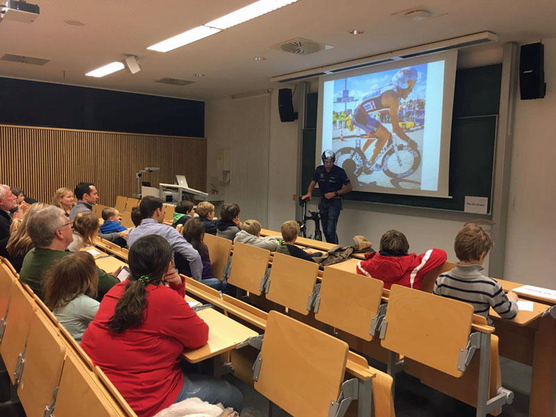 Kindervorlesung am 19.11.2016 (Foto: Franca Starke)