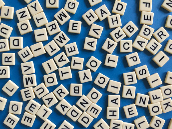 Buchstaben (Bild: Chris Merkelbach)