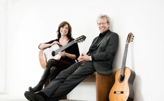 Amadeus Guitar Duo Prof. Dale Kavanagh; Prof. Thomas Kirchhoff (Foto: C.A.HELLHAKE)