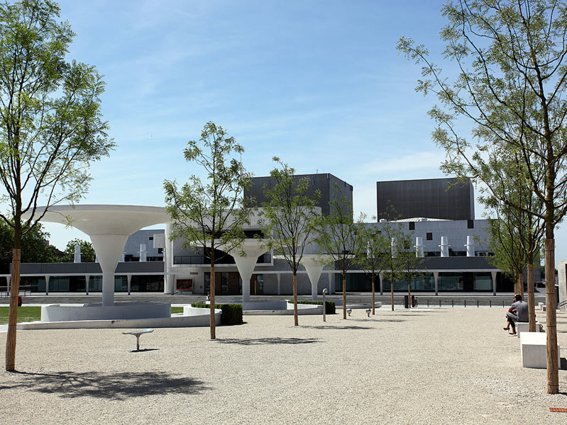 Staatstheater Darmstadt (Foto: Ulrich Mathias)